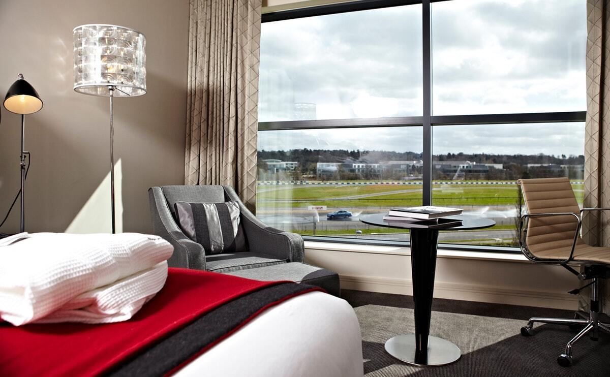 Brooklands Hotel & Spa Weybridge Room photo